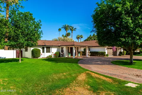 Exterior - 8031 N 12th Ave, Phoenix, AZ 85021 photo 4 of 18
