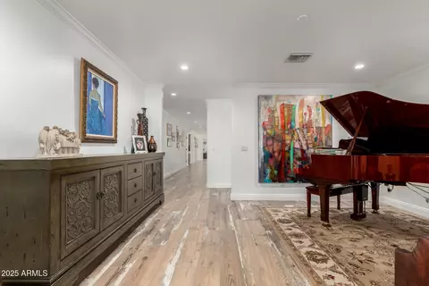Entry Way - 8031 N 12th Ave, Phoenix, AZ 85021 photo 2 of 2