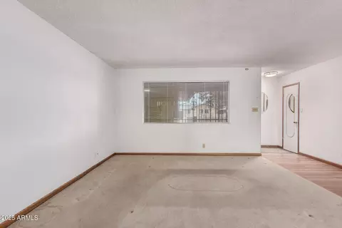 Living - 6720 N 42nd Dr, Phoenix, AZ 85019 photo 3 of 5