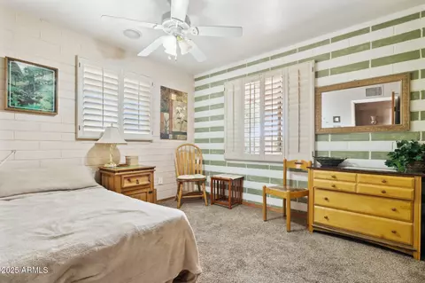 Bedroom - 911 E Alice Ave, Phoenix, AZ 85020 photo 5 of 6