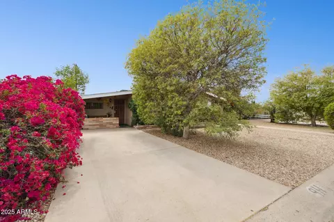 Exterior - 911 E Alice Ave, Phoenix, AZ 85020 photo 11 of 13
