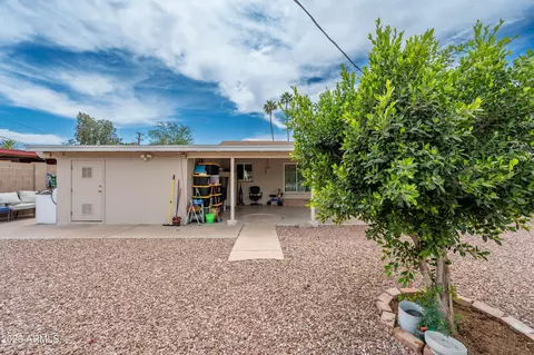 Exterior - 1934 W Colter St, Phoenix, AZ 85015 photo 3 of 7