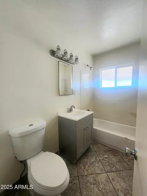 Bath - 1934 W Colter St, Phoenix, AZ 85015 photo 1 of 2