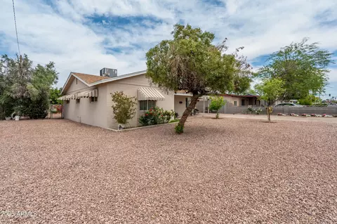 Exterior - 1934 W Colter St, Phoenix, AZ 85015 photo 1 of 7