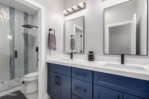 Bath - 534 E Sheffield Ave, Gilbert, AZ 85296 photo 4 of 4