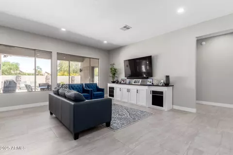 Living - 534 E Sheffield Ave, Gilbert, AZ 85296 photo 1 of 4