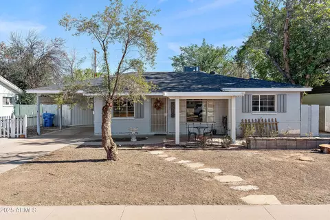 2205 W Gardenia Dr, Phoenix, AZ 85021