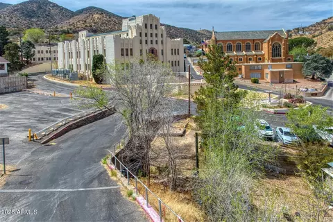 10 Quality Hill Rd #5, Bisbee, AZ 85603