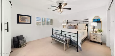 Bedroom - 4223 E Clarendon Ave, Phoenix, AZ 85018 photo 5 of 8