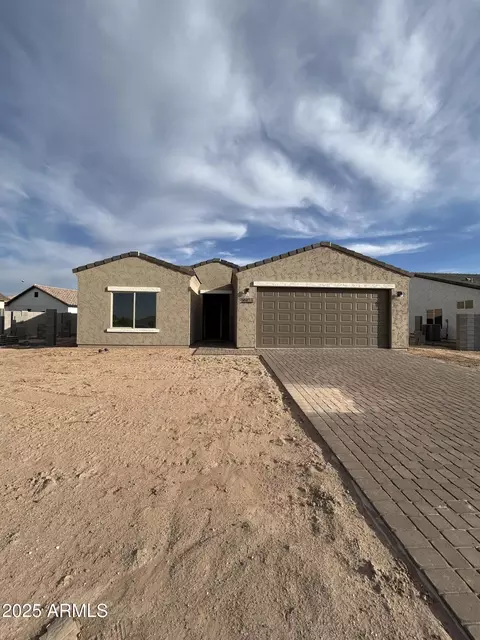 9913 W Ken Dr, Arizona City, AZ 85123