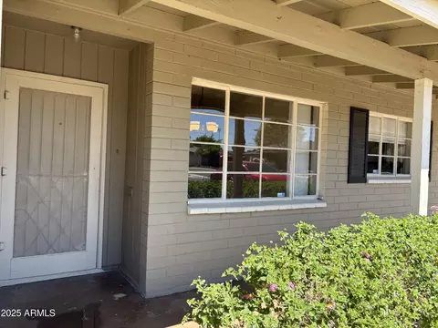 Exterior - 2544 Elm St, Phoenix, AZ 85016 photo 3 of 6