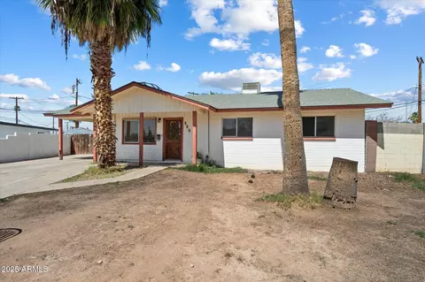 946 S Pomeroy Cir, Mesa, AZ 85210