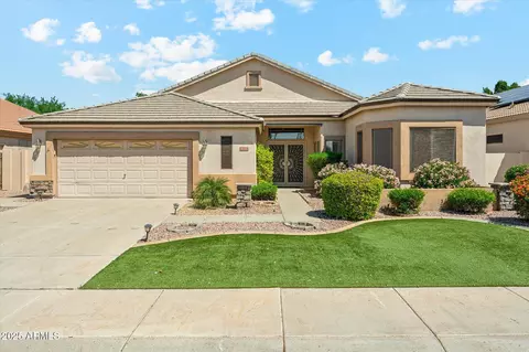 8046 W Yukon Dr, Peoria, AZ 85382