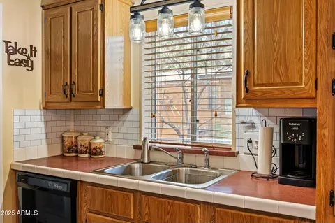 Kitchen - 2893 S Lazy Bear Trl, Overgaard, AZ 85933 photo 2 of 3