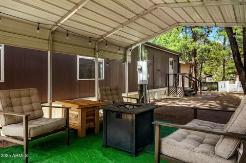 Exterior - 2893 S Lazy Bear Trl, Overgaard, AZ 85933 photo 3 of 5