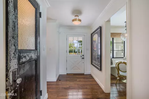 Entry Way - 4916 E Flower St, Phoenix, AZ 85018 photo 1 of 2