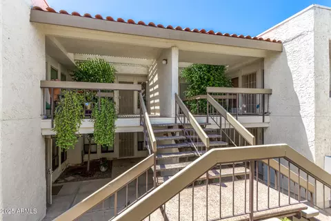 3002 N 70th St #227, Scottsdale, AZ 85251