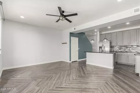 1056 N Miller Rd, Tempe, AZ 85288