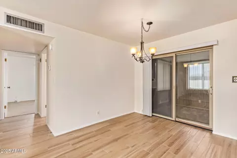 Dining - 6043 E Des Moines St, Mesa, AZ 85205 photo 1 of 1