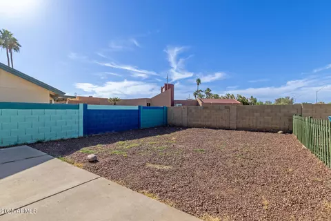 Exterior - 702 W Sequoia Dr, Phoenix, AZ 85027 photo 3 of 6