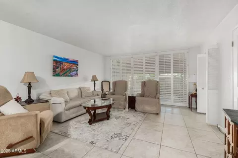 7625 E Camelback Rd #B124, Scottsdale, AZ 85251