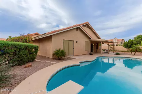 Exterior - 1139 E Stephens Dr, Tempe, AZ 85283 photo 10 of 11