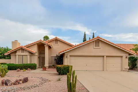 Exterior - 1139 E Stephens Dr, Tempe, AZ 85283 photo 2 of 11