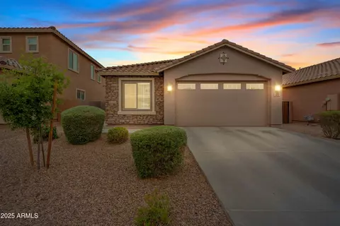 377 W Pinnacle Ridge Dr, San Tan Valley, AZ 85140