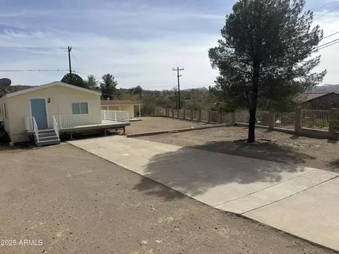 76 W Sunset Dr, Superior, AZ 85173