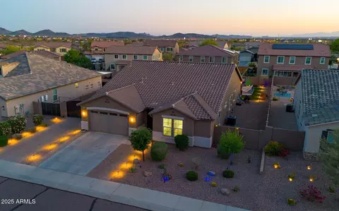 3713 W Abrams Dr, New River, AZ 85087