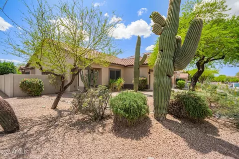 Exterior - 4119 E Tether Trl, Phoenix, AZ 85050 photo 8 of 9