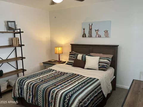 Bedroom - 1105 E Beryl Ave, Phoenix, AZ 85020 photo 3 of 3