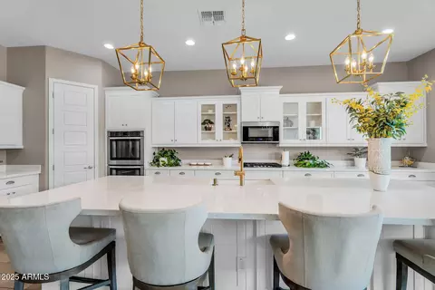 Kitchen - 10741 E Palladium Dr, Mesa, AZ 85212 photo 5 of 6