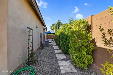 Exterior - 10741 E Palladium Dr, Mesa, AZ 85212 photo 16 of 23