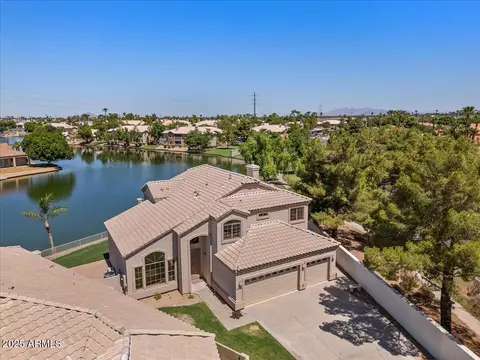 1414 N Palmsprings Dr, Gilbert, AZ 85234