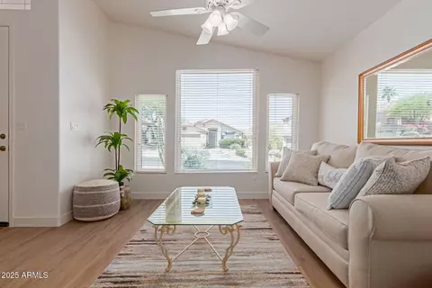 Living - 1033 E Mountain Vista Dr, Phoenix, AZ 85048 photo 2 of 4