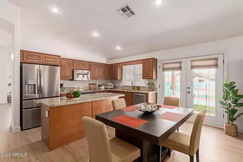 Kitchen - 1033 E Mountain Vista Dr, Phoenix, AZ 85048 photo 4 of 4