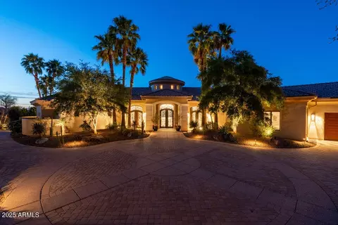 7801 N Saguaro Dr, Paradise Valley, AZ 85253