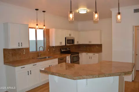 Kitchen - 11265 E Contessa St, Mesa, AZ 85207 photo 1 of 3