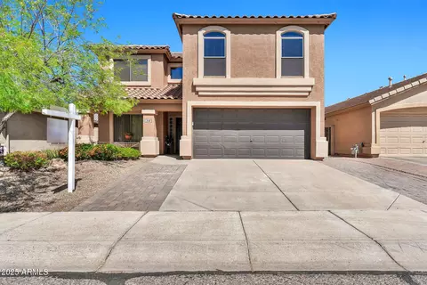 2418 W White Feather Ln, Phoenix, AZ 85085