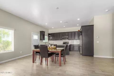 Other - 839 E Roeser Rd, Phoenix, AZ 85040 photo 4 of 31