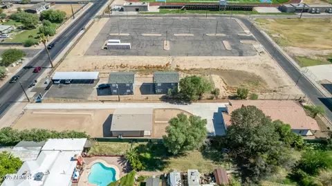 View/Area - 839 E Roeser Rd, Phoenix, AZ 85040 photo 3 of 11