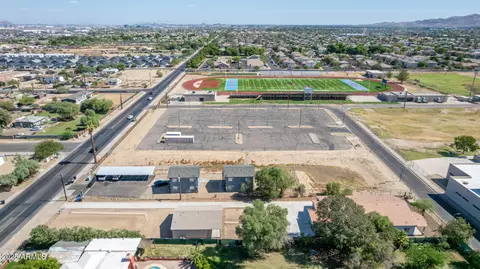 View/Area - 839 E Roeser Rd, Phoenix, AZ 85040 photo 4 of 11