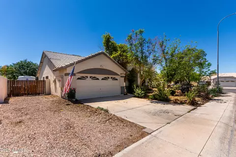 1915 E Golden Ct, Chandler, AZ 85225