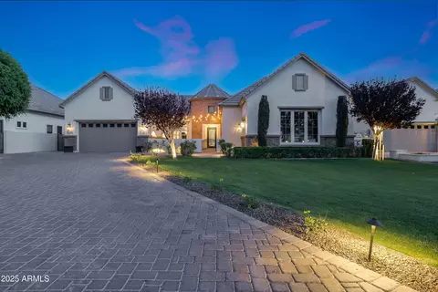3335 E Indigo Bay Ct, Gilbert, AZ 85234 photo 2