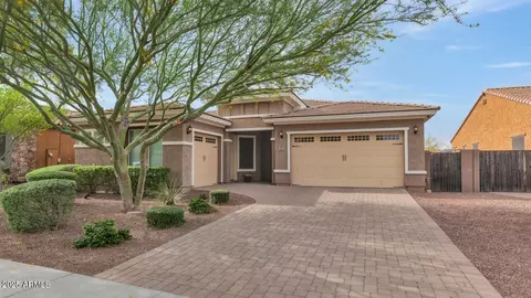 2605 W Desert Marigold Dr, Phoenix, AZ 85085