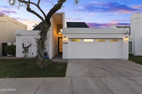 2425 E Oregon Ave, Phoenix, AZ 85016