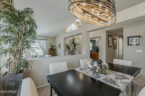 Dining - 3632 E Windsong Dr, Phoenix, AZ 85048 photo 4 of 7