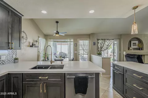 Kitchen - 3632 E Windsong Dr, Phoenix, AZ 85048 photo 4 of 10