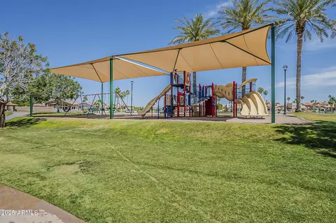 View/Area - 3632 E Windsong Dr, Phoenix, AZ 85048 photo 3 of 9